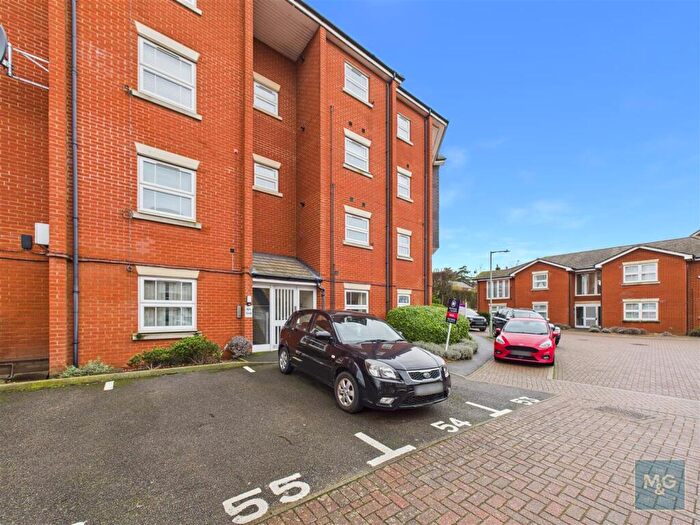 2 Bedroom Apartment For Sale In Maltings Way, Bury St. Edmunds, IP32
