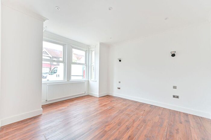 5 Bedroom Property To Rent In Swinderby Road, Wembley, HA0