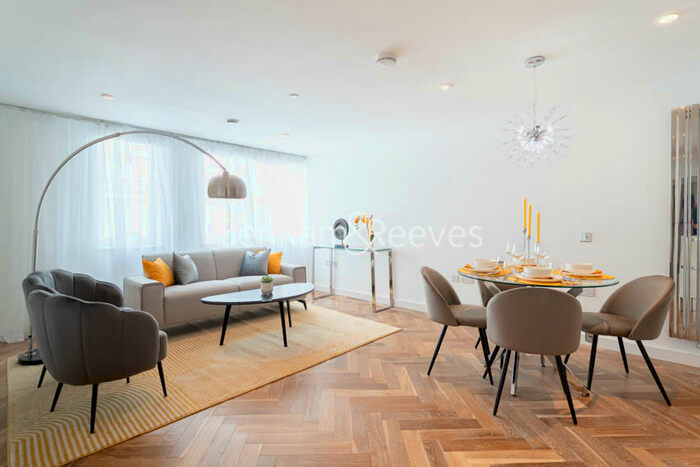 2 Bedroom Apartment To Rent In Eagle Point, City Road, EC1V