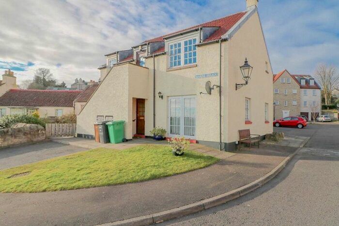 2 Bedroom Flat To Rent In Marine Parade, Tayport, Fife, DD6