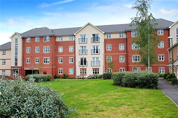 2 Bedroom Flat To Rent In The Butts, Butts Mead, Littlehampton, West Sussex, BN17
