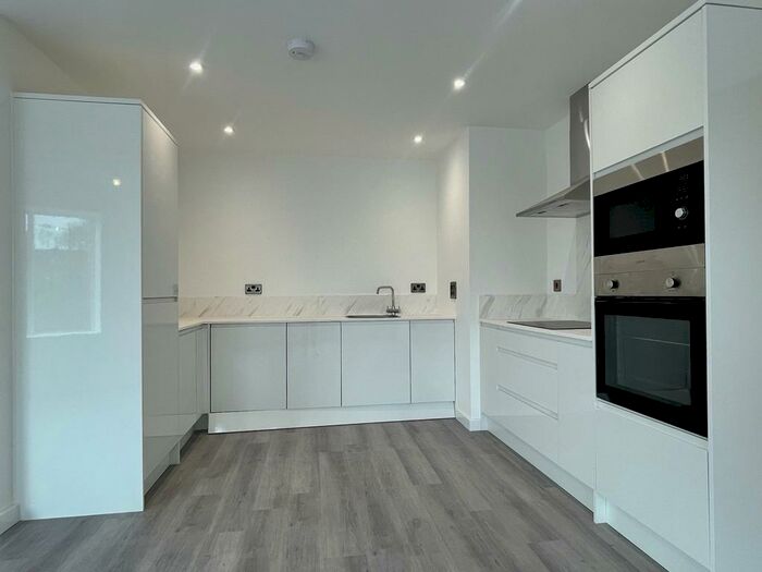 1 Bedroom Apartment To Rent In Brand New Apartment - Lichfield Road, Sutton Coldfield, B74