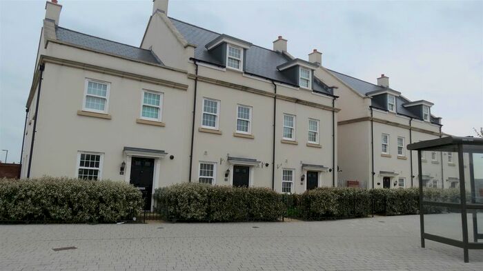 4 Bedroom Terraced House To Rent In Yew Tree Road, Brockworth, Gloucester, GL3