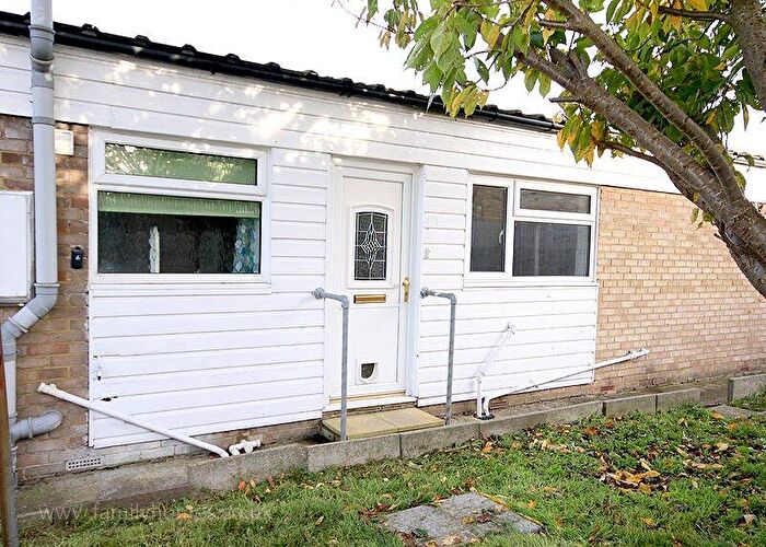 1 Bedroom Detached House For Sale In Brewery Road, Sittingbourne, ME10