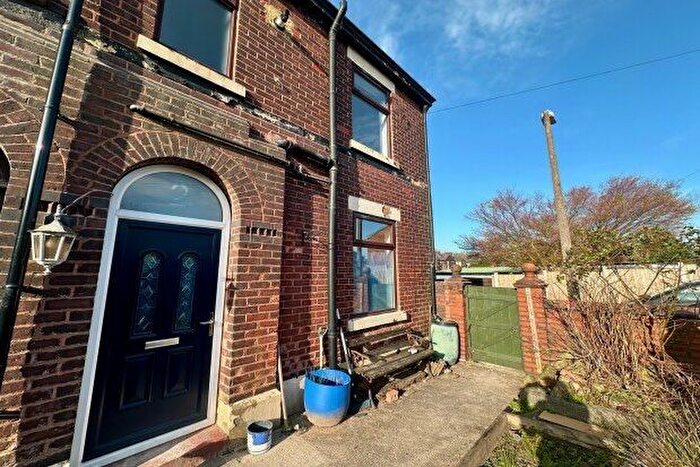 3 Bedroom Property To Rent In Lynton Terrace, Manchester, M26