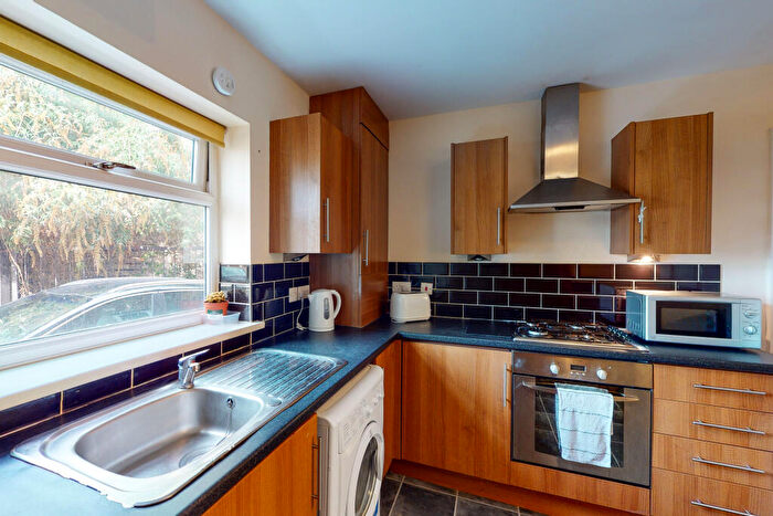 3 Bedroom Semi-Detached House To Rent In Springfield Terrace, Chatham, Medway, ME4