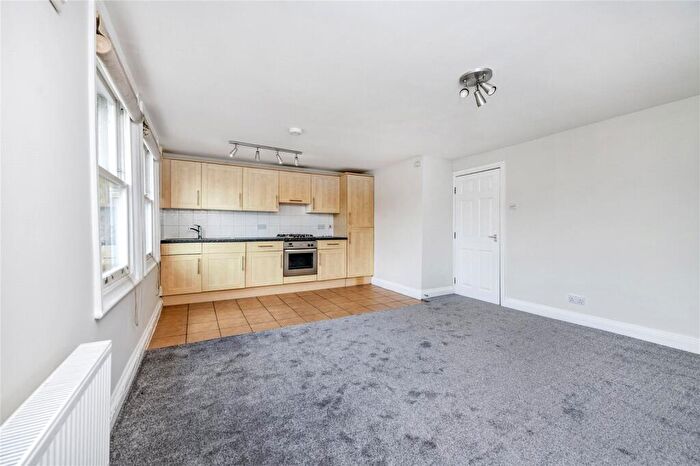 1 Bedroom Flat To Rent In Dyne Road, Brondesbury, NW6