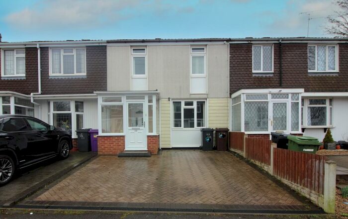 3 Bedroom Semi-Detached House To Rent In Bramerton Close, Wolverhampton, WV11