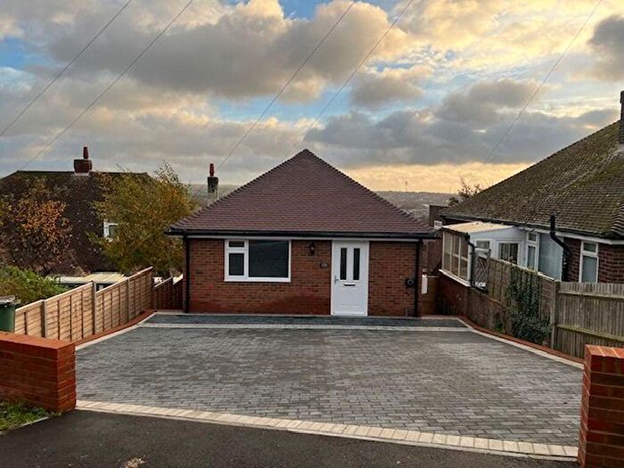 3 Bedroom House To Rent In Hill Crest Road, Newhaven, BN9