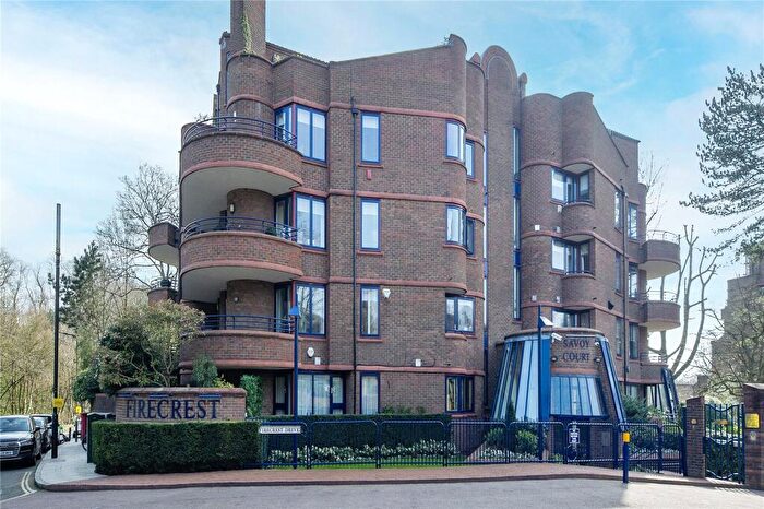 3 Bedroom Flat For Sale In Firecrest Drive, Hampstead, London, NW3