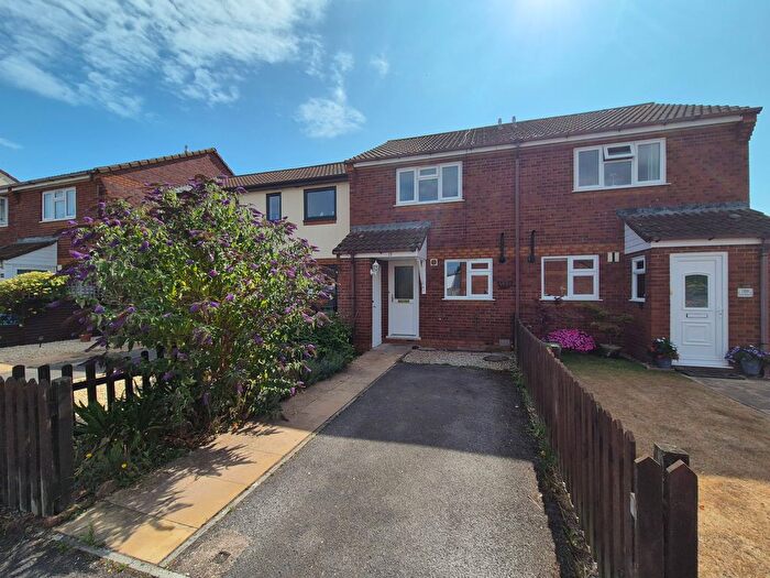 2 Bedroom Property To Rent In Teal Road, Minehead, TA24