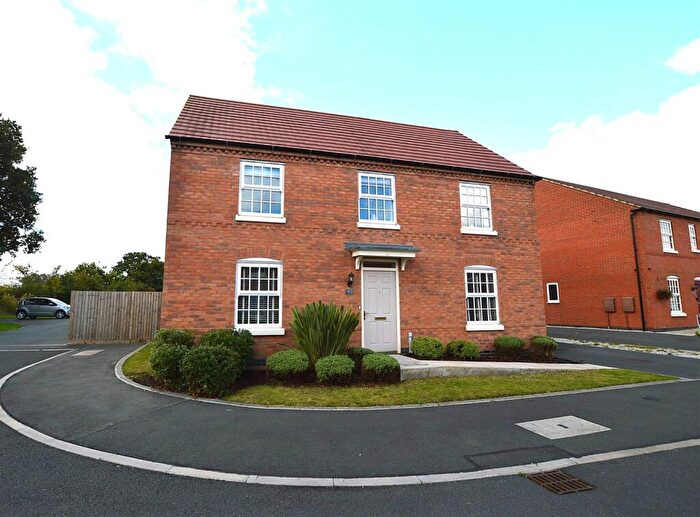 4 Bedroom Detached House For Sale In Goswick Close, Sinfin, Derby, DE24