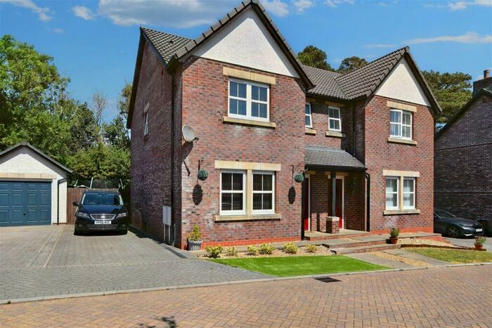 3 Bedroom Semi-Detached House For Sale In Mabel Wood Close, Great Clifton, Workington, CA14