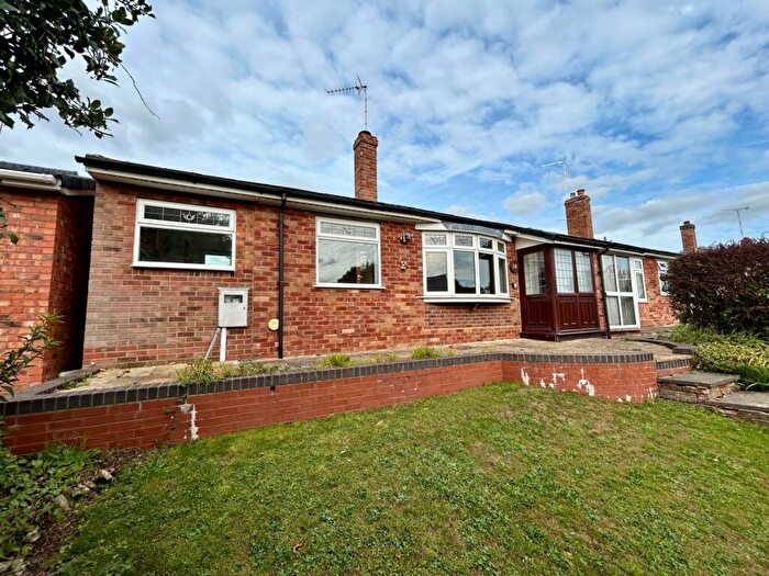 3 Bedroom Bungalow For Sale In Welton Road, Braunston, NN11