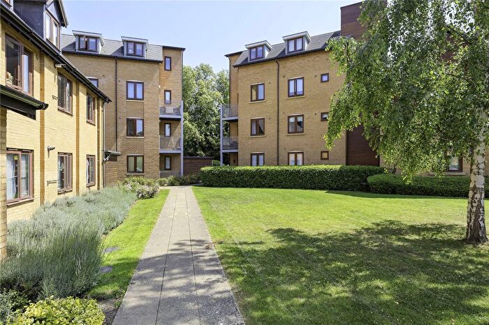 1 Bedroom Flat To Rent In Abberley Wood, Great Shelford, Cambridge, Cambridgeshire, CB22