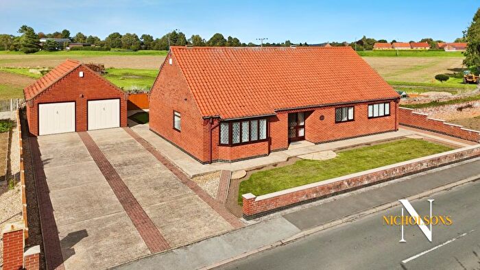 3 Bedroom Detached Bungalow For Sale In A Substantial, Beautifully Maintained Bungalow With A Double Garage, In A Great Location!, DN10