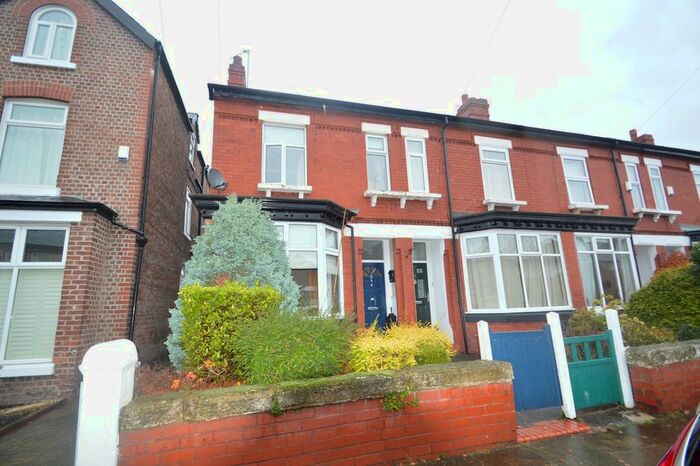 2 Bedroom End Of Terrace House To Rent In Alice Street, Sale M33