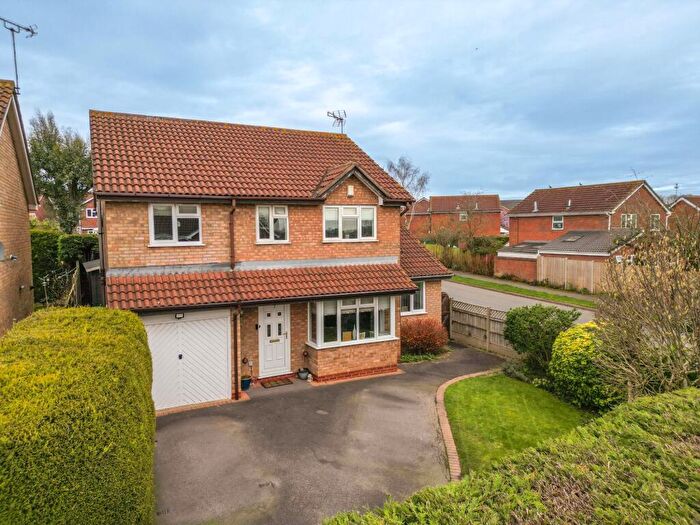 4 Bedroom Detached House For Sale In Newquay Close, Nuneaton, CV11