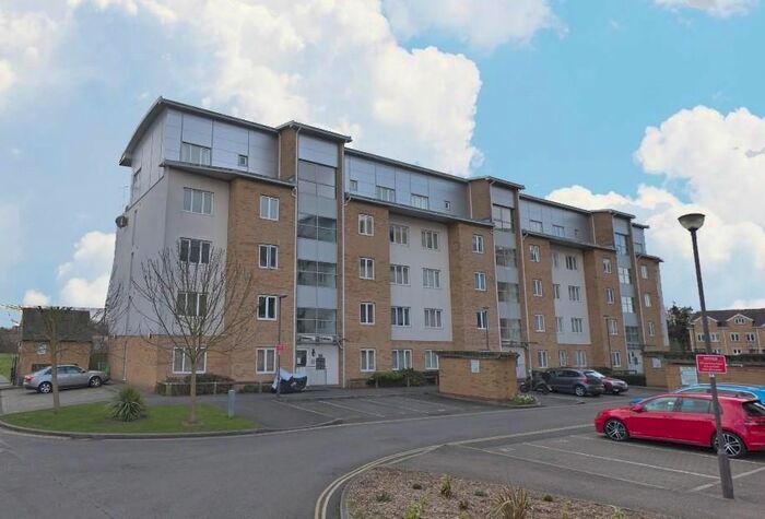 2 Bedroom Flat To Rent In Primrose Place, Isleworth, TW7