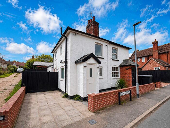 2 Bedroom Semi-Detached House For Sale In New Street, Halstead, CO9