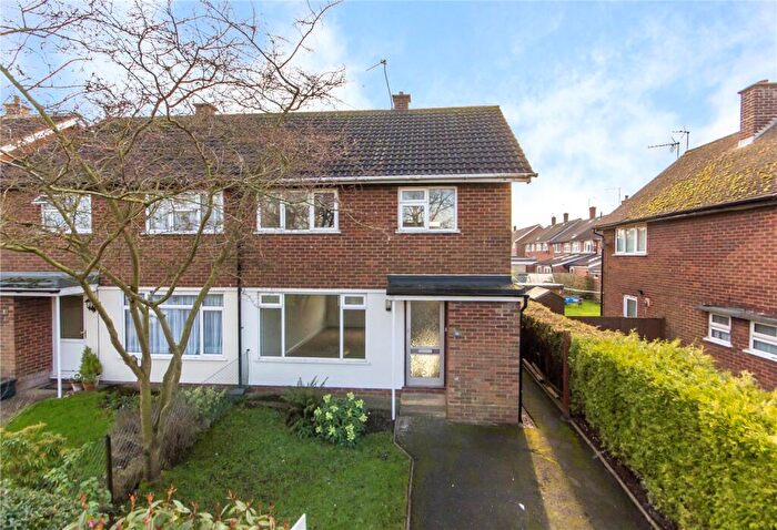 3 Bedroom Semi-Detached House To Rent In Slimmons Drive, St. Albans, AL4