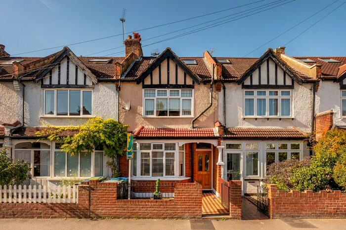 4 Bedroom Terraced House For Sale In Elm Road, New Malden, KT3