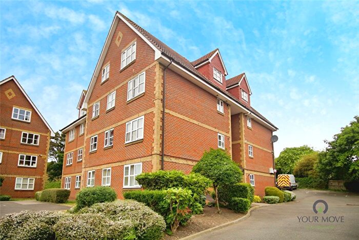 2 Bedroom Flat For Sale In Canada Road, Erith, DA8