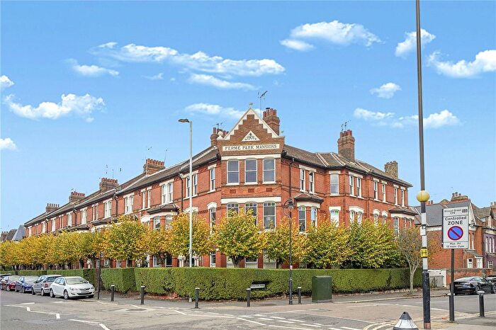 1 Bedroom Flat For Sale In Ferme Park Mansions, Ferme Park Road, N8
