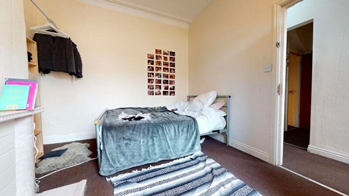 4 Bedroom Terraced House To Rent In Royal Park Avenue, Hyde Park, Leeds, LS6
