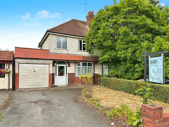 3 Bedroom Semi-Detached House For Sale In Langley Road, Merryhill, Wolverhampton, WV3