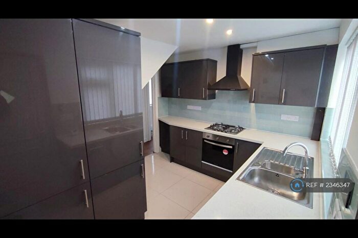 3 Bedroom Semi-Detached House To Rent In Ennerdale Avenue, Manchester, M21