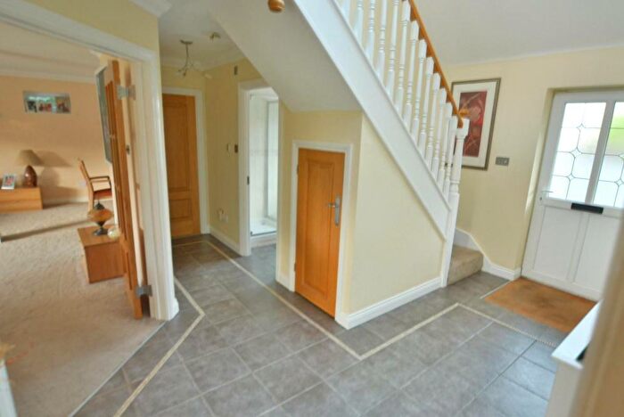 4 Bedroom Detached House For Sale In Pilford Heath Road, Colehill, BH21