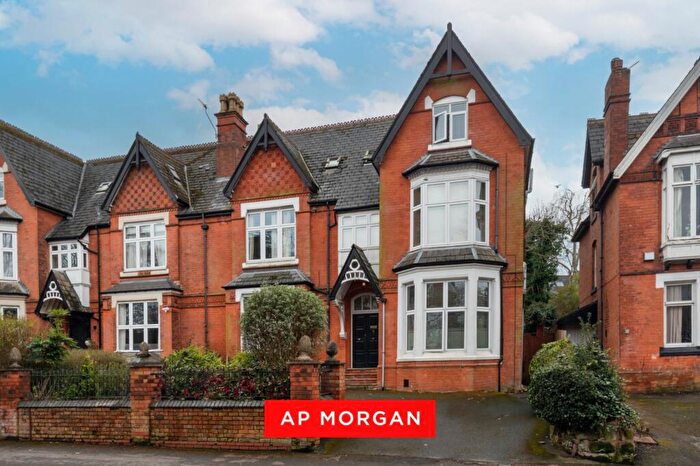 2 Bedroom Apartment To Rent In Oxford Road, Moseley, Birmingham, West Midlands, B13