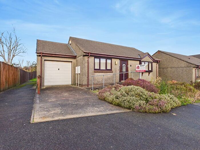 2 Bedroom Detached Bungalow For Sale In Treloweth Way, Pool, Redruth, TR15