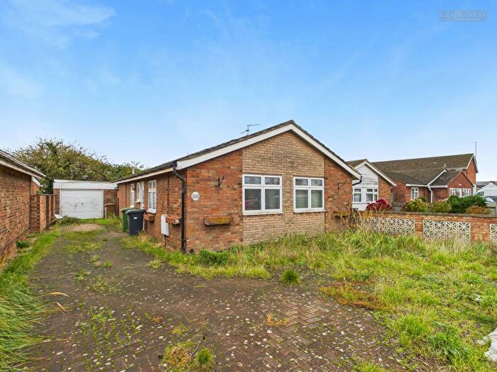 3 Bedroom Detached Bungalow For Sale In Coneygree Road, Peterborough, PE2