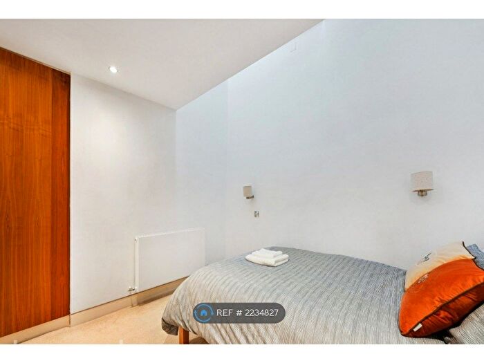 1 Bedroom Flat To Rent In Corio House, London, SE1