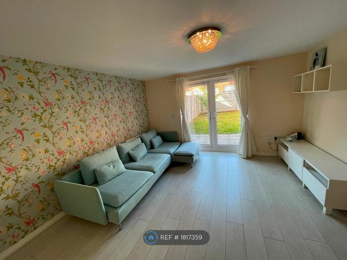 3 Bedroom Terraced House To Rent In Middlesex Road, Coventry, CV3