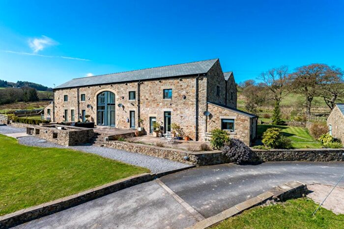 4 Bedroom Barn Conversion For Sale In Broadhey Barns, Diglee Road, Furness Vale, High Peak, SK23