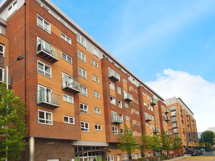 1 Bedroom Flat To Rent In Cherrydown East, Basildon, SS16