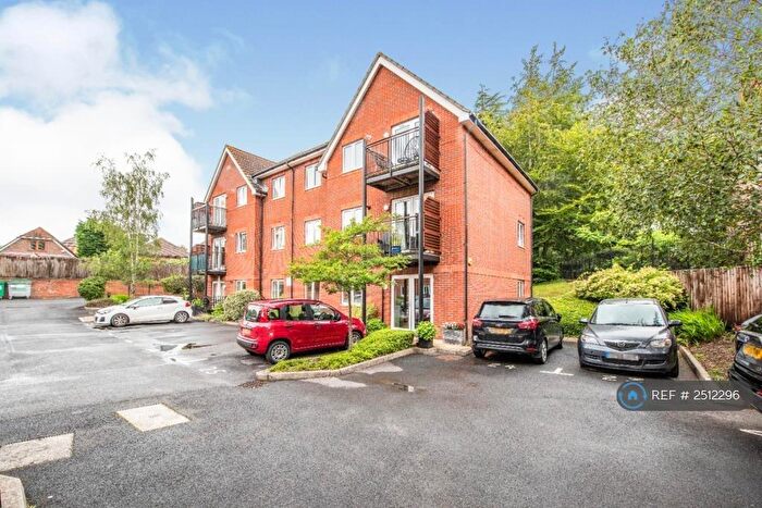 2 Bedroom Flat To Rent In Providence Hill, Bursledon, Southampton, SO31