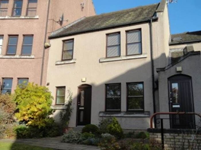 1 Bedroom Flat To Rent In Osborne Place, Dundee, DD2