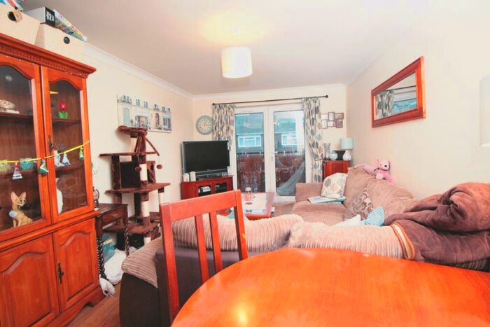 2 Bedroom Flat To Rent In Laundry Road, Southampton, SO16