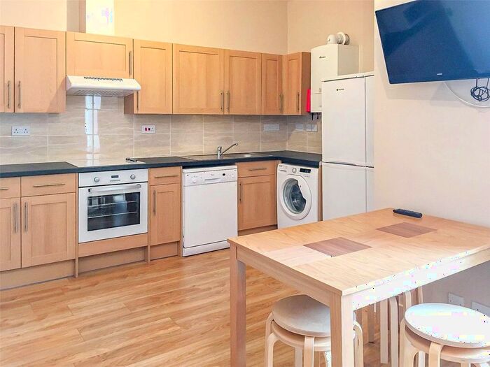 7 Bedroom Flat To Rent In Royal York Crescent, Clifton, Bristol, BS8