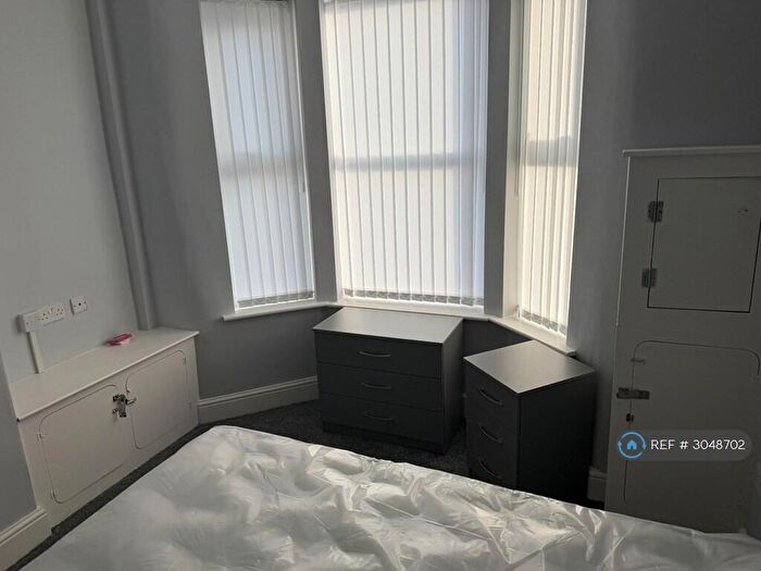 4 Bedroom Terraced House To Rent In Larch Road, Birkenhead, CH42