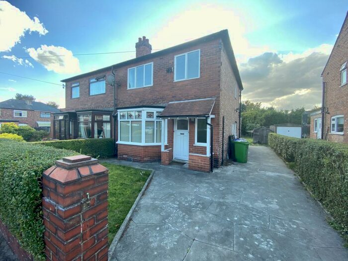 3 Bedroom Semi-Detached House To Rent In Lambton Road, Chorlton, Greater Manchester, M21