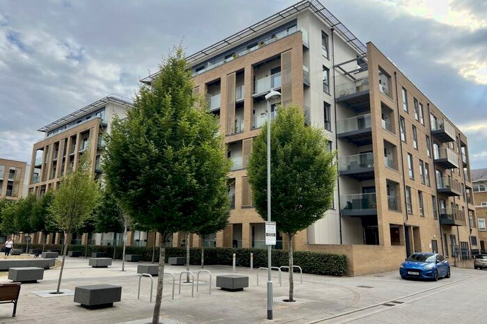 1 Bedroom Flat To Rent In Dunn Side, Chelmsford, CM1