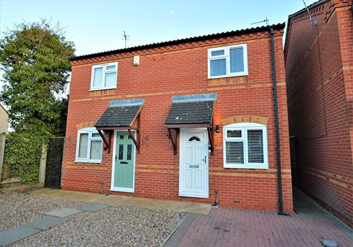 2 Bedroom Property To Rent In Clipstone Gardens, Wigston, LE18