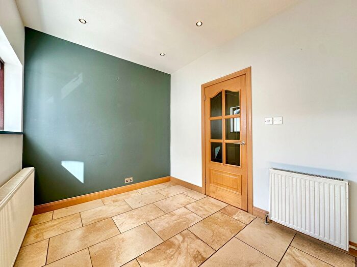 3 Bedroom Bungalow For Sale In Dores Road, Inverness, IV2
