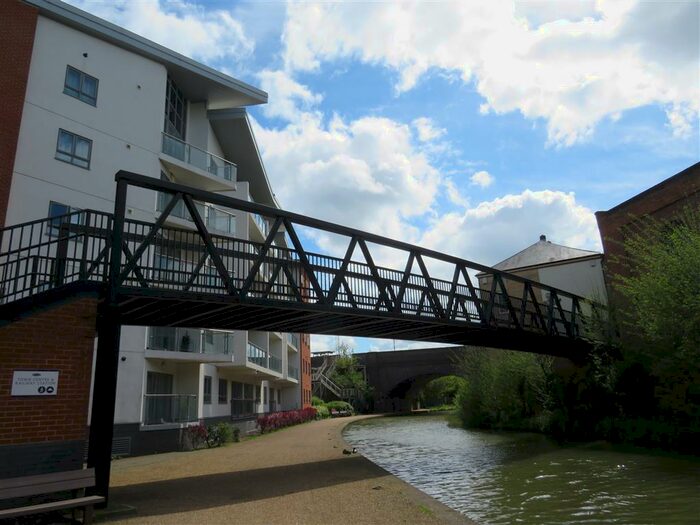 2 Bedroom Apartment To Rent In Lonsdale, Wolverton, Milton Keynes, MK12