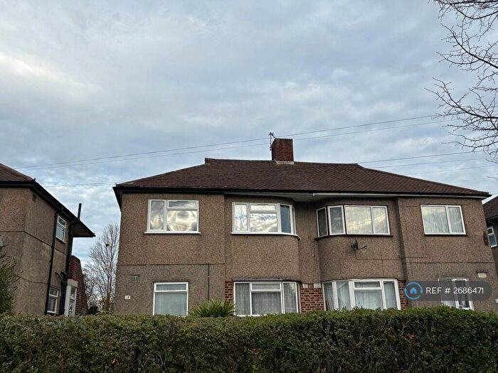 2 Bedroom Maisonette To Rent In Wrythe Lane, Carshalton, SM5